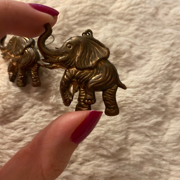 Elephant earrings - Picture 3 of 3